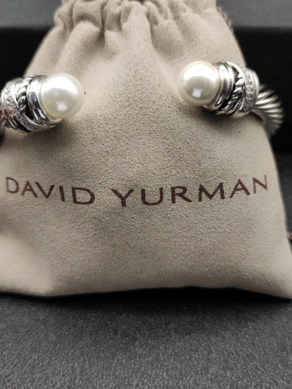 David Yurman 7mm rotating pearl bracelet - Picture 3 of 7